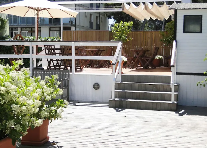 Antonio's House מלון 3*