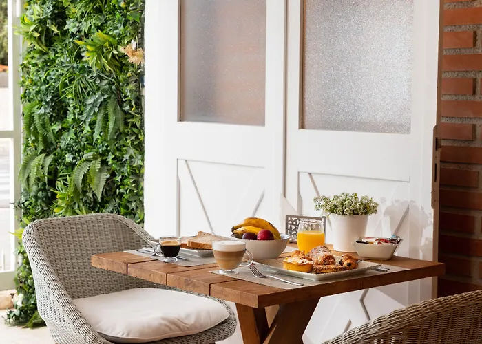 Otel Antonio's House Sitges