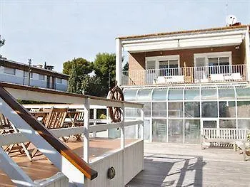 Ξενοδοχείο Antonio's House 3*