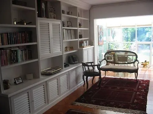 מלון Antonio's House 3*